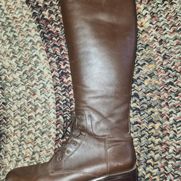 Brown leather boots - Picture 3 of 4